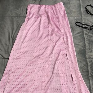 Midi skirt with a slit